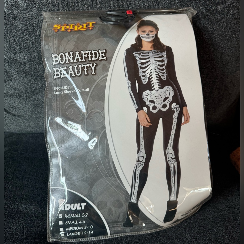 Skeleton bodysuit Halloween costume